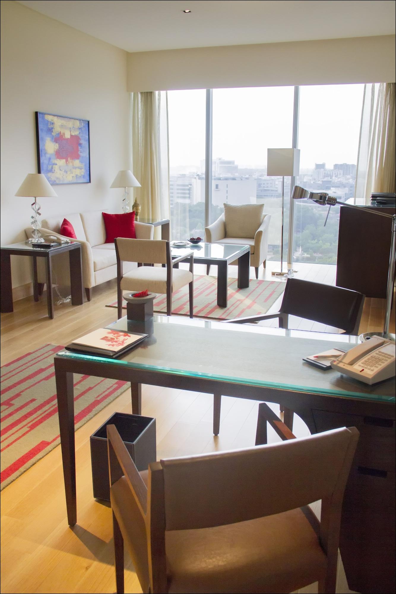 三叉戟海得拉巴酒店 外观 照片 A typical hotel room