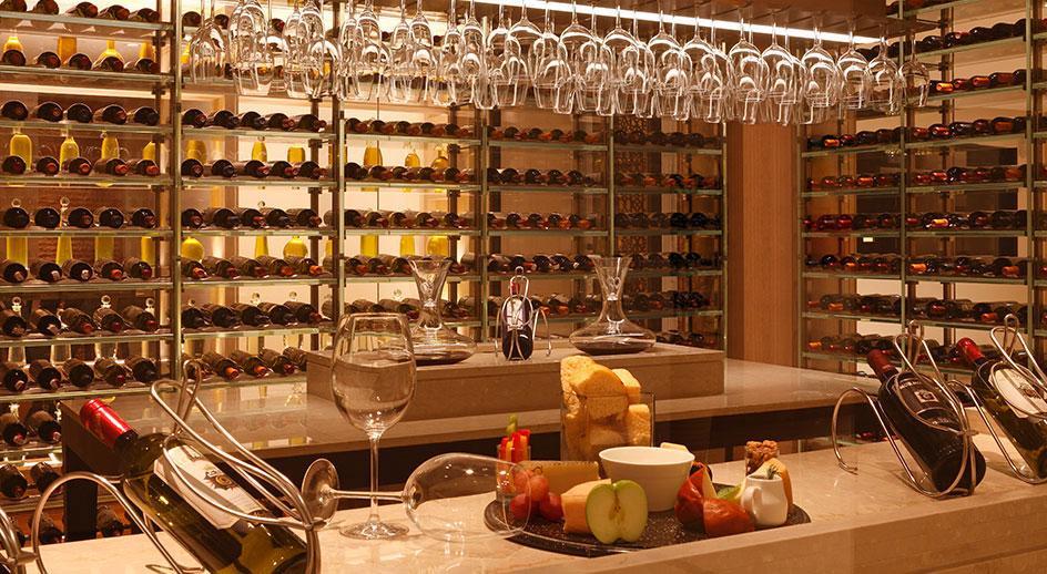 三叉戟海得拉巴酒店 外观 照片 Wine bar
